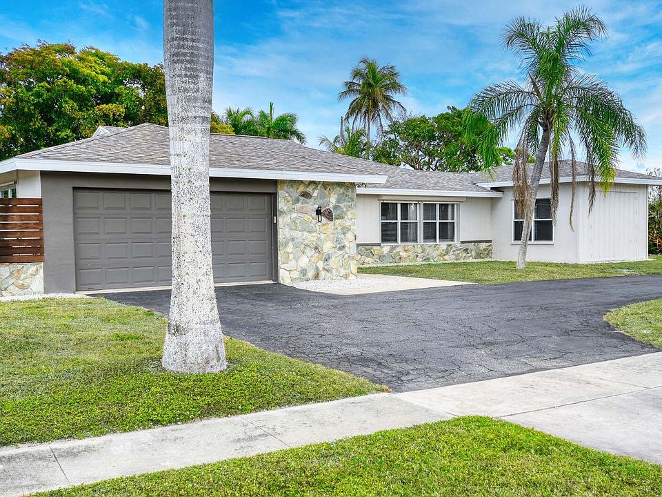 1st image of 233 Shadowridge Ct