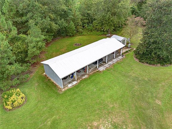 4th image of 981 Bells Ferry Rd