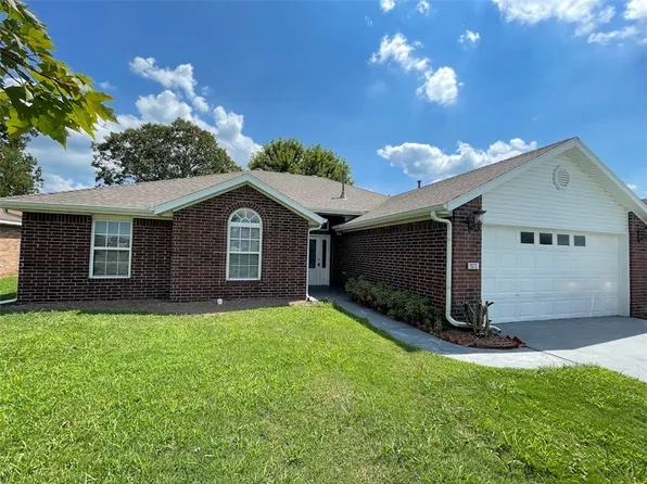 1823 Apple Butter St, Springdale, AR 72764