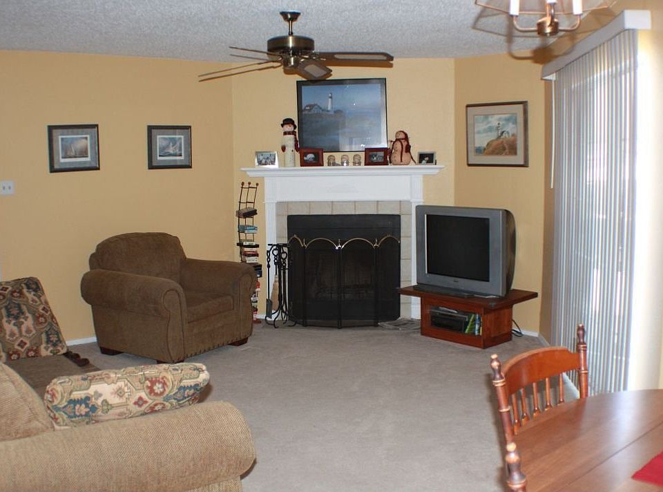 1st image of 41 Crown Knoll Ct APT 57