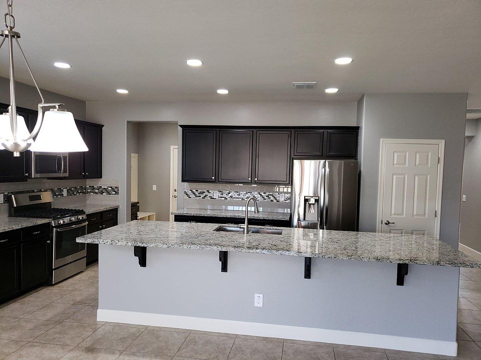1st image of 10138 W Los Gatos Dr