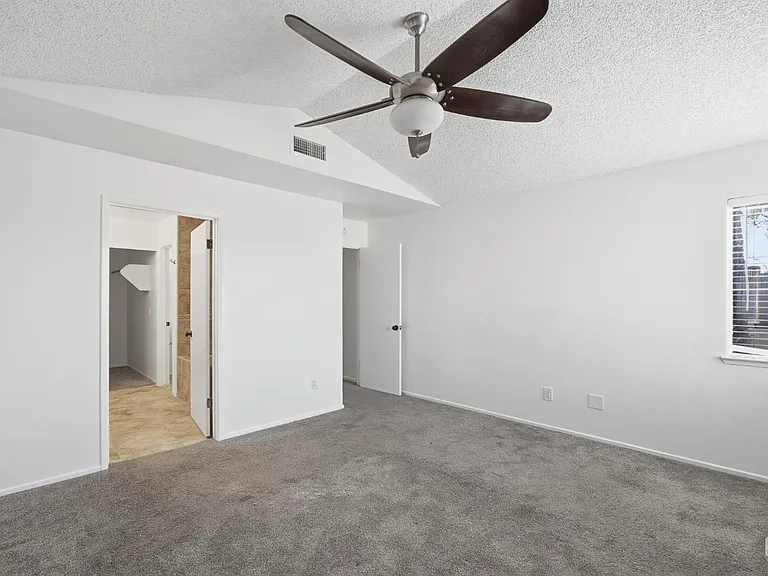 7908 Coulter Pine Ct — Photo 15