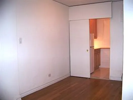 Rented by Douglas Elliman | media 25