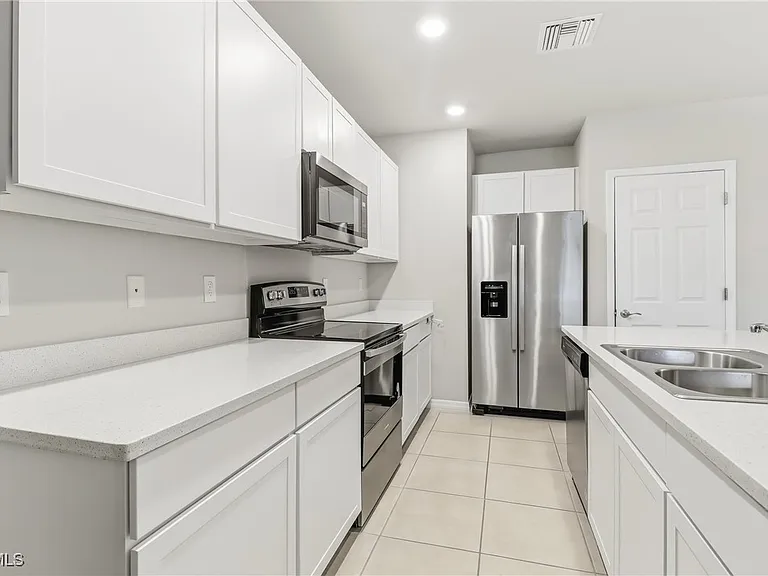 15376 Wildflower Cir — Photo 32