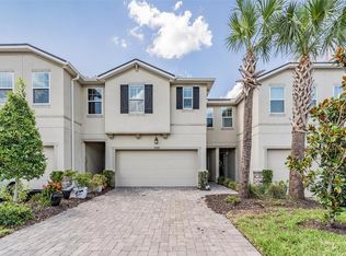19385 Blue Pond Dr, Lutz, FL 33558