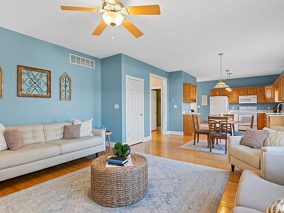 5th image of 200 Winter Park Dr