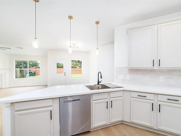 5034 Forest Sage Ln — Photo 9