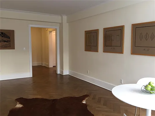 Rented by R New York | media 62