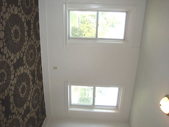 2nd image of 5567 Clemens Pl APT 3W