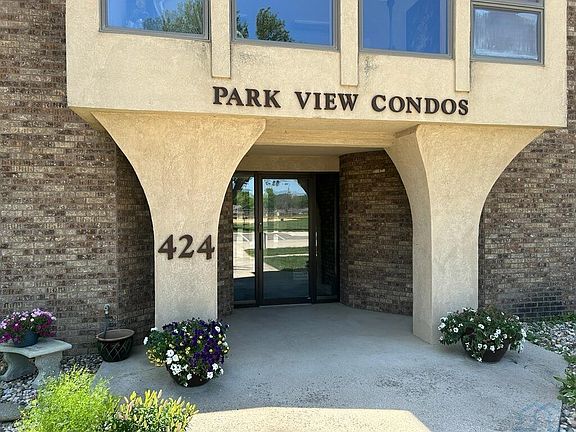 2nd image of 424 4th Ave APT 2