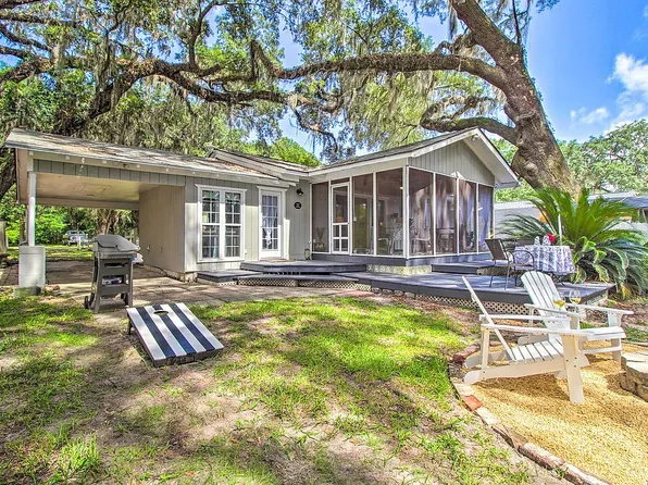 27 Tideland Dr, Midway, GA 31320