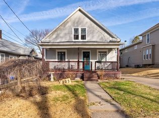 303 Burnside Ave, Muscatine, IA 52761