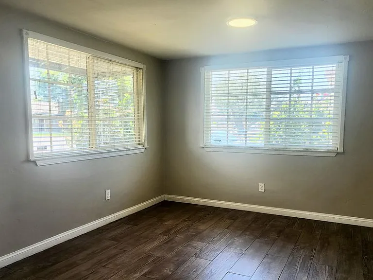 3408 Eisenhower Ave — Photo 8
