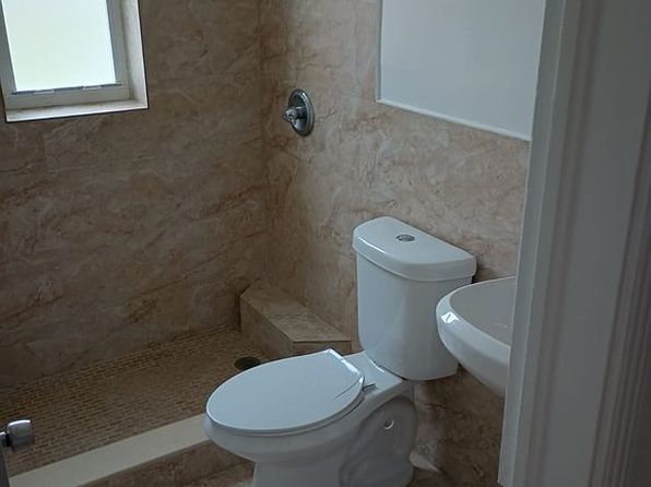 miami-florida-443595097 picture