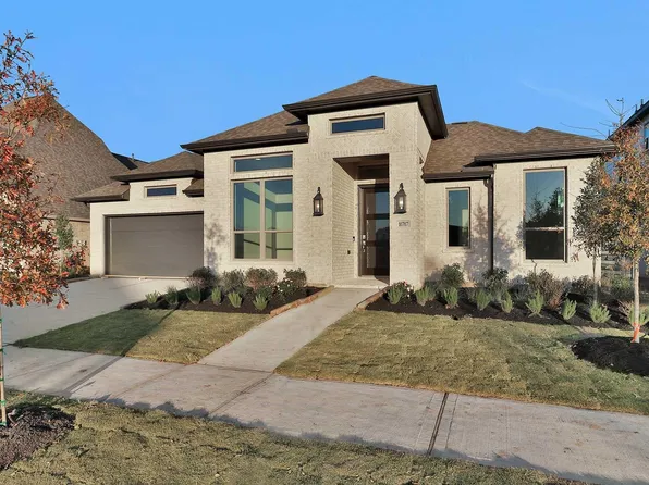 10707 Avanti Dr, Richmond, TX 77469