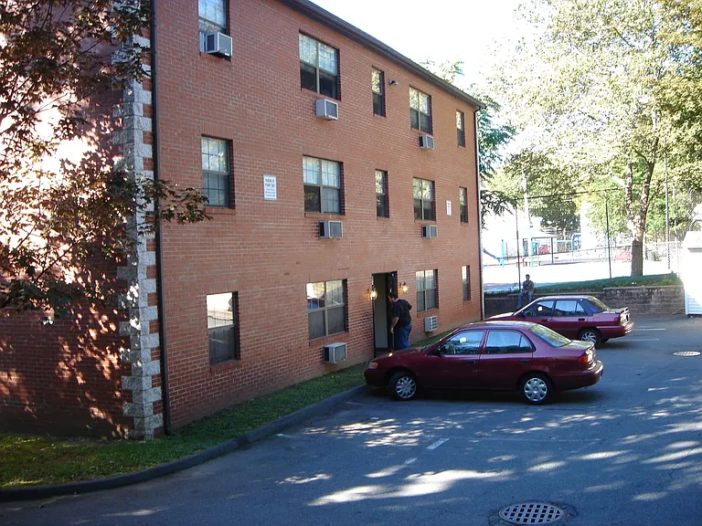 85 Charles St #2 — Photo 9