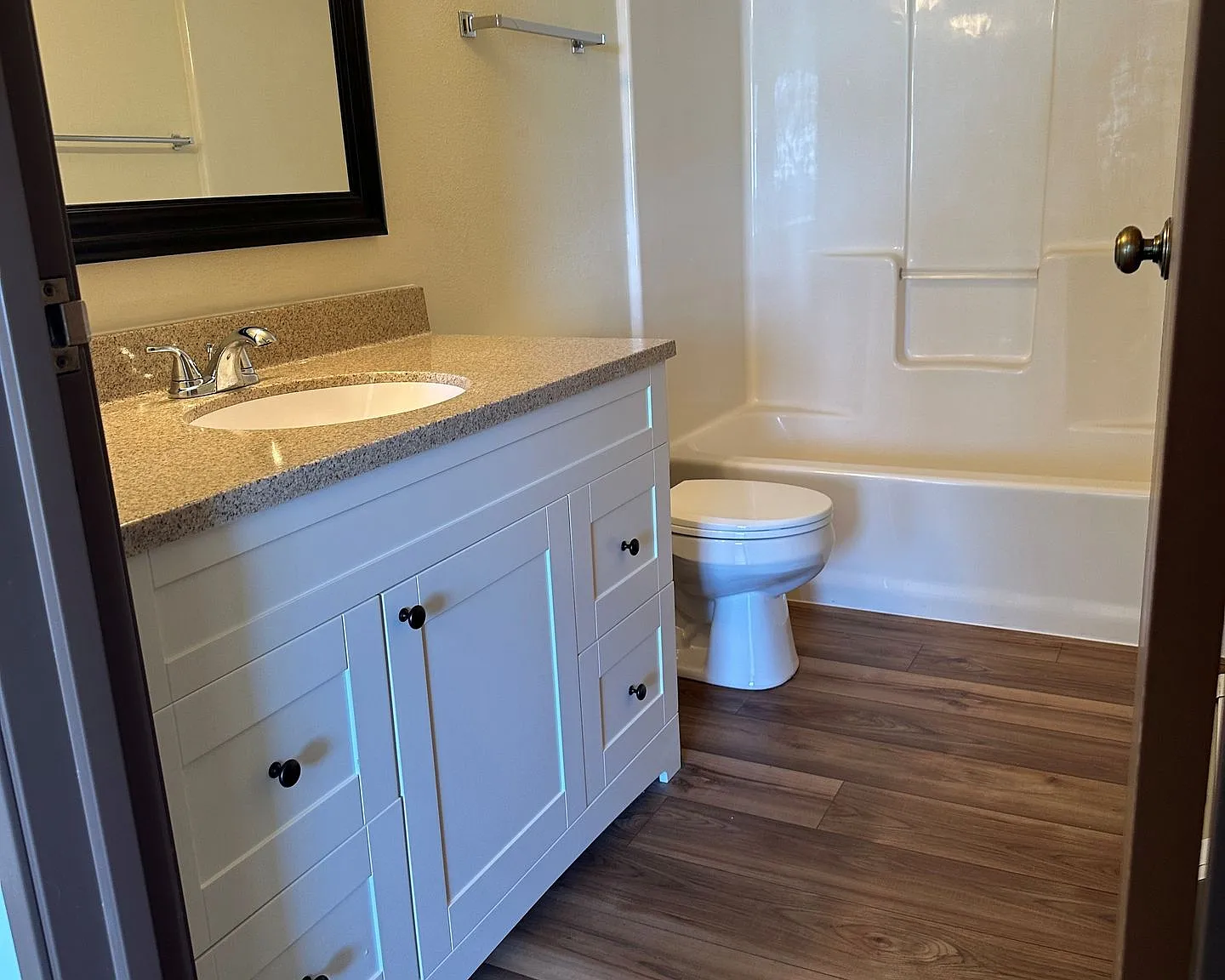 Westridge Apartments — Photo 3