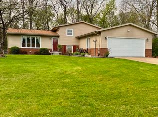 2030 Zircon St NE, Canton, OH 44721