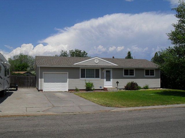 1st image of 535 N Crimson Dr