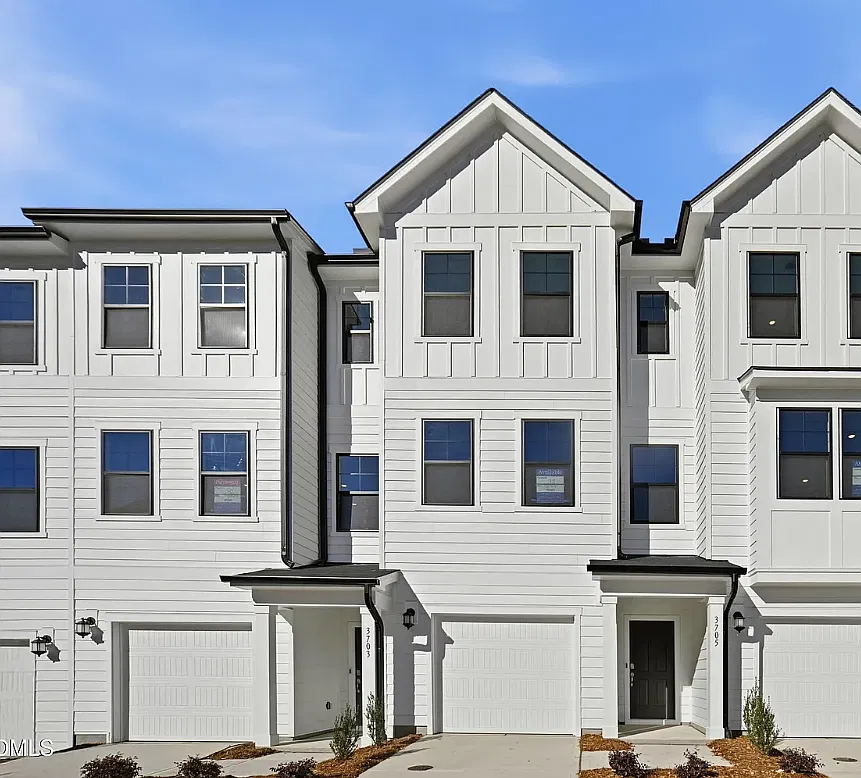 3 bed, 2.5 bath, 1772 sqft, $2,250 — Photo 1