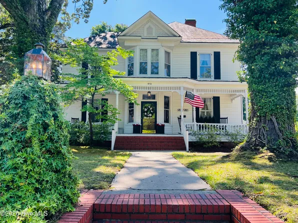 612 College Street, Clinton, NC 28328