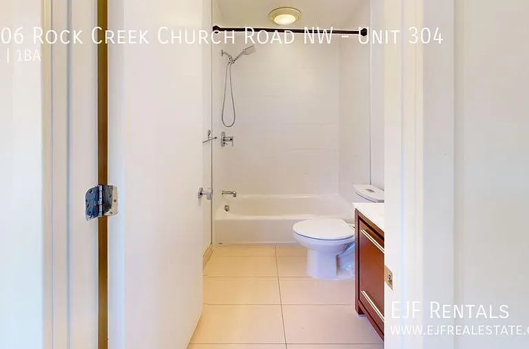 3606 Rock Creek Church Rd #304 — Photo 8