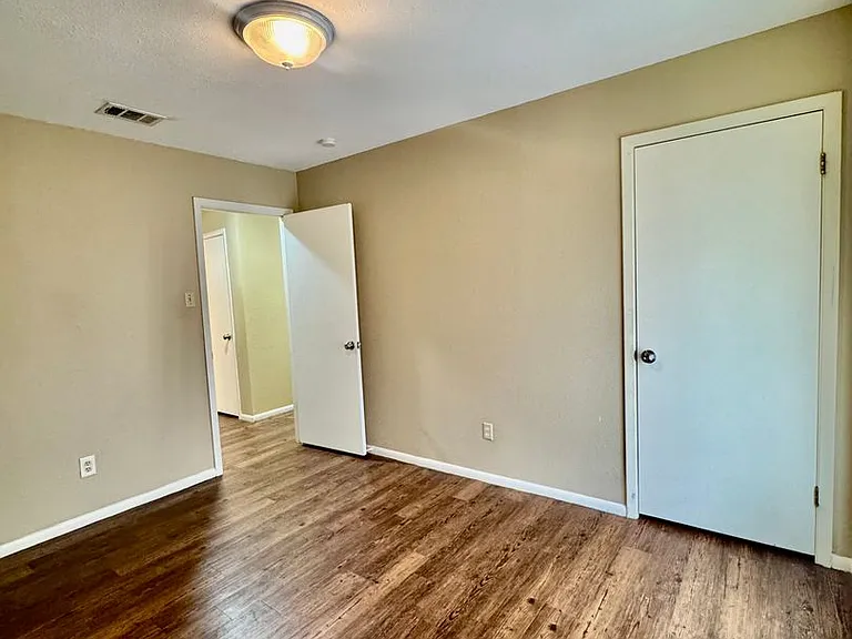 5122 Moultrie Dr — Photo 16