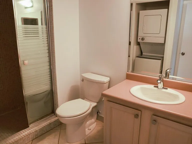 428 Lakeview Dr #201 — Photo 10