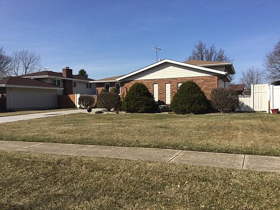 2nd image of 1230 Woodhollow Ct
