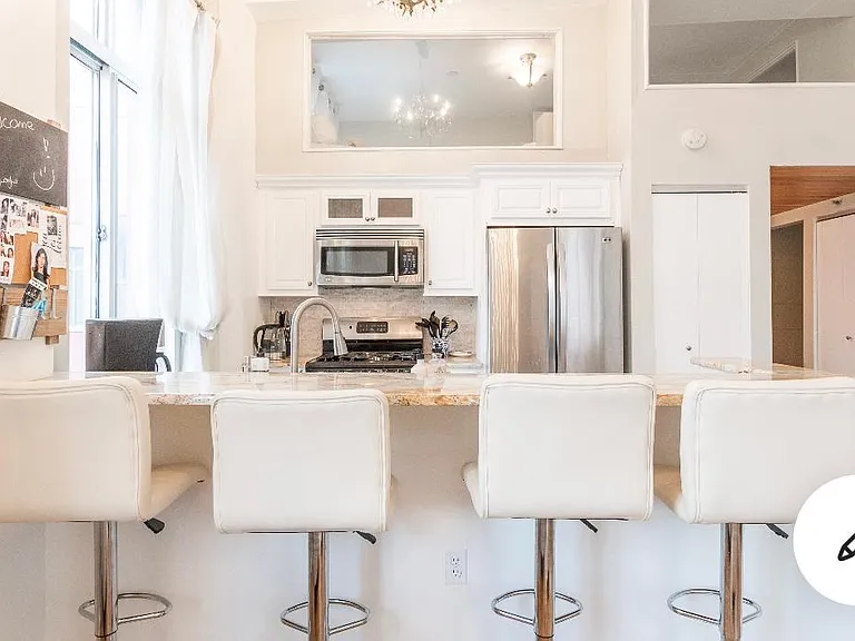 518 Gregory Ave #C408 — Photo 3