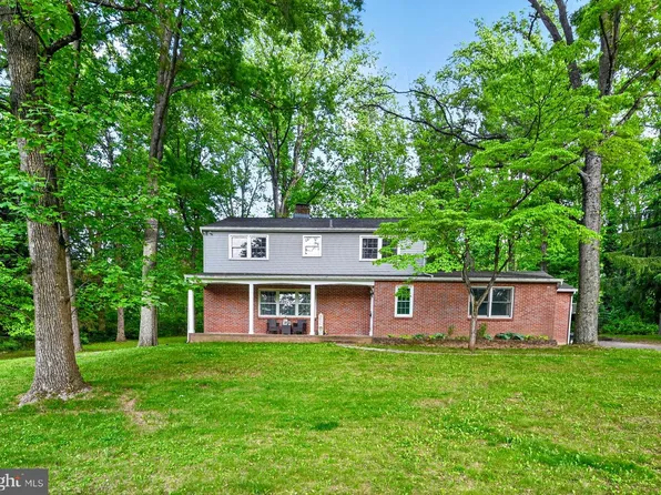 2222 Oak Ter, Lansdale, PA 19446