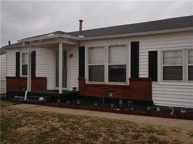 1st image of 12724 NE 38th St