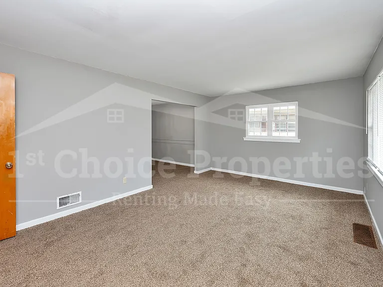1177 Five Mile Rd — Photo 6