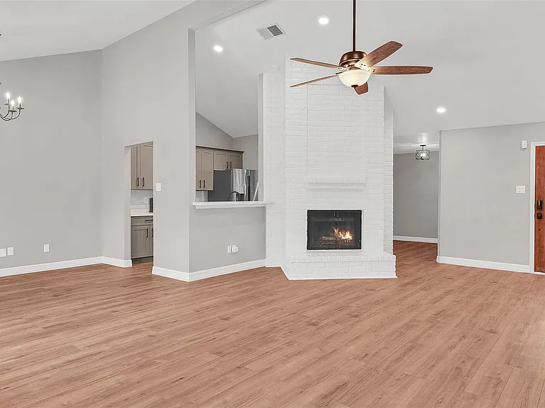 6023 Sean Ct — Photo 10