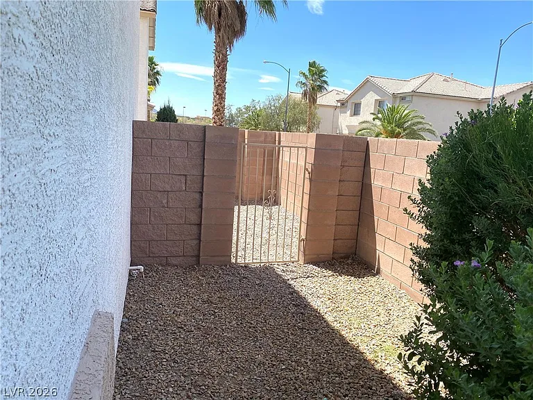 701 Spotted Eagle St — Photo 35