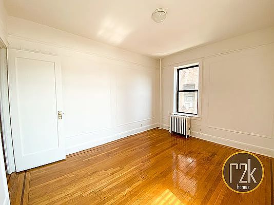 5th image of 45-39 42nd St #3D