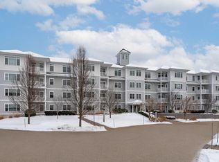 6 Sterling Hill Ln APT 614, Exeter, NH 03833