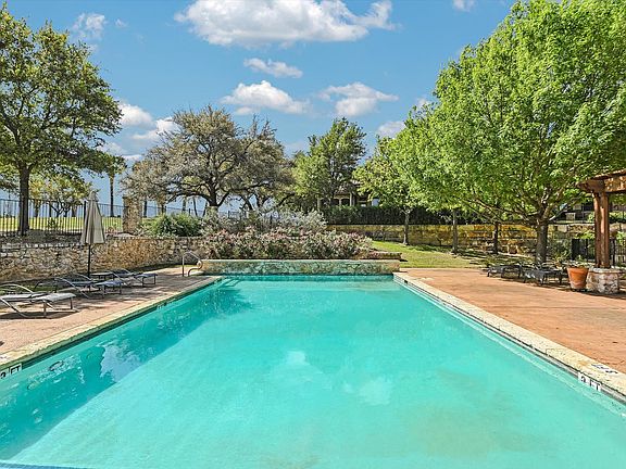 2nd image of 120 Tuscan Drive