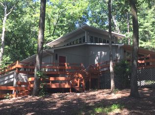 1789 E Gate Dr, Stone Mountain, GA 30087