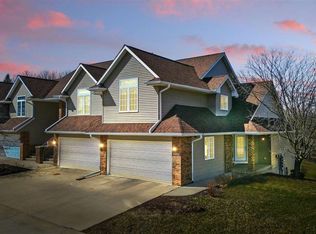 2316 Belmont Dr, Coralville, IA 52241