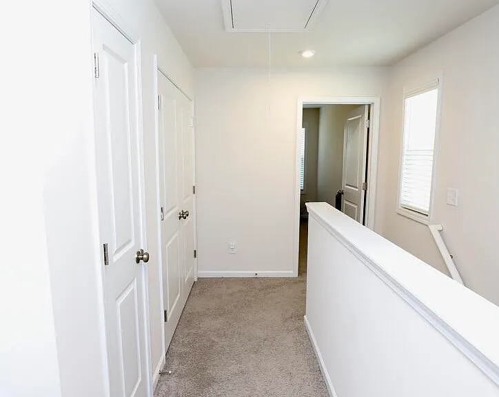 1049 Crescent Moon Loop — Photo 53