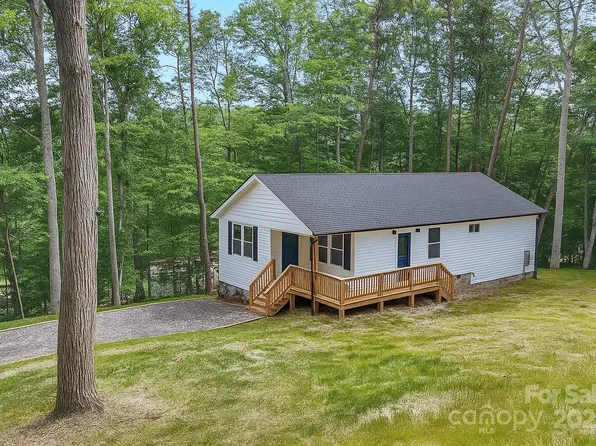 10 Fair Bluff Ln, Candler, NC 28715