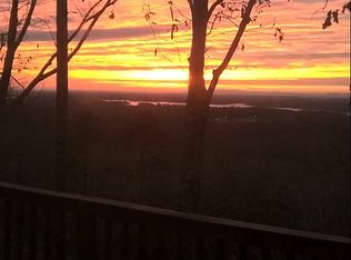 994 Mountain View Ave, Sand Rock, AL 35983