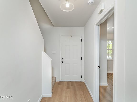 3rd image of 5205 Trace Manor Ln
