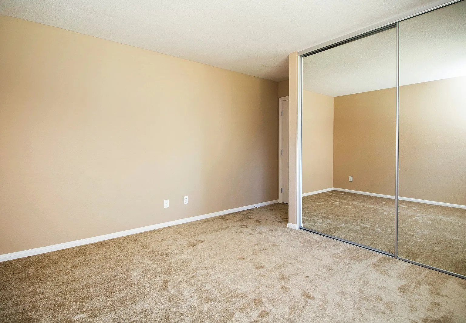 518 Calle Montecito, Unit Room B — Photo 3