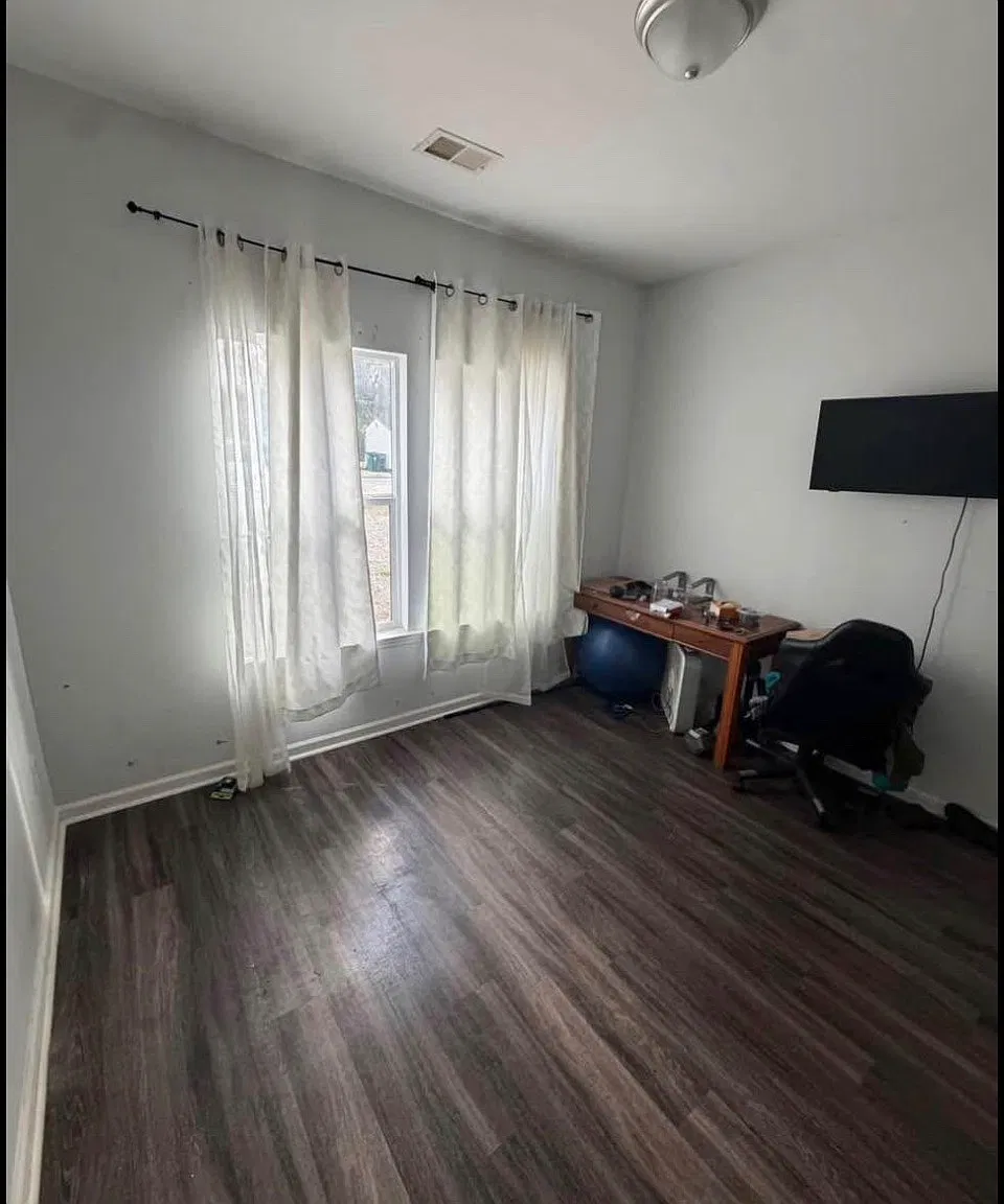 3 bed, 1222 sqft, $550 — Photo 1