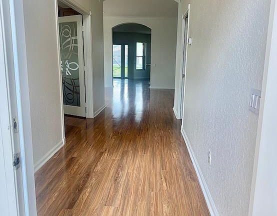 5th image of 7554 Pebble Shores Terrace