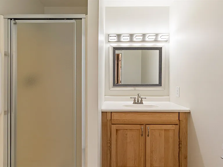 45 Loomis St #317 — Photo 12