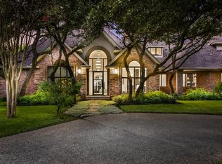 13 Hedge Ln, Austin, TX 78746