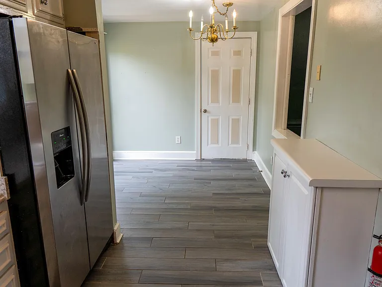 314 N Shore Rd #A — Photo 10